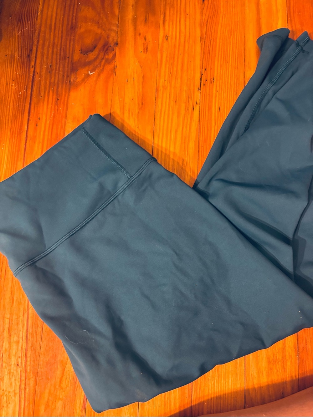 Lululemon WUNDER TRAIN HIGH-RISE TIGHT 25" Capri
